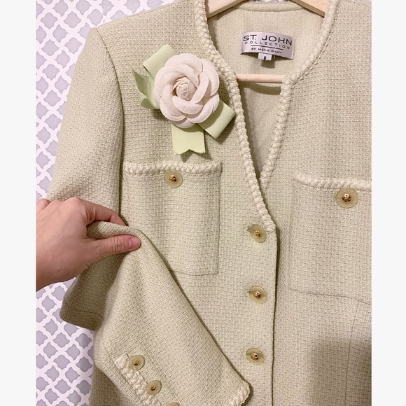 St. John Collection Skirt Set 8 - Picture 5 of 7